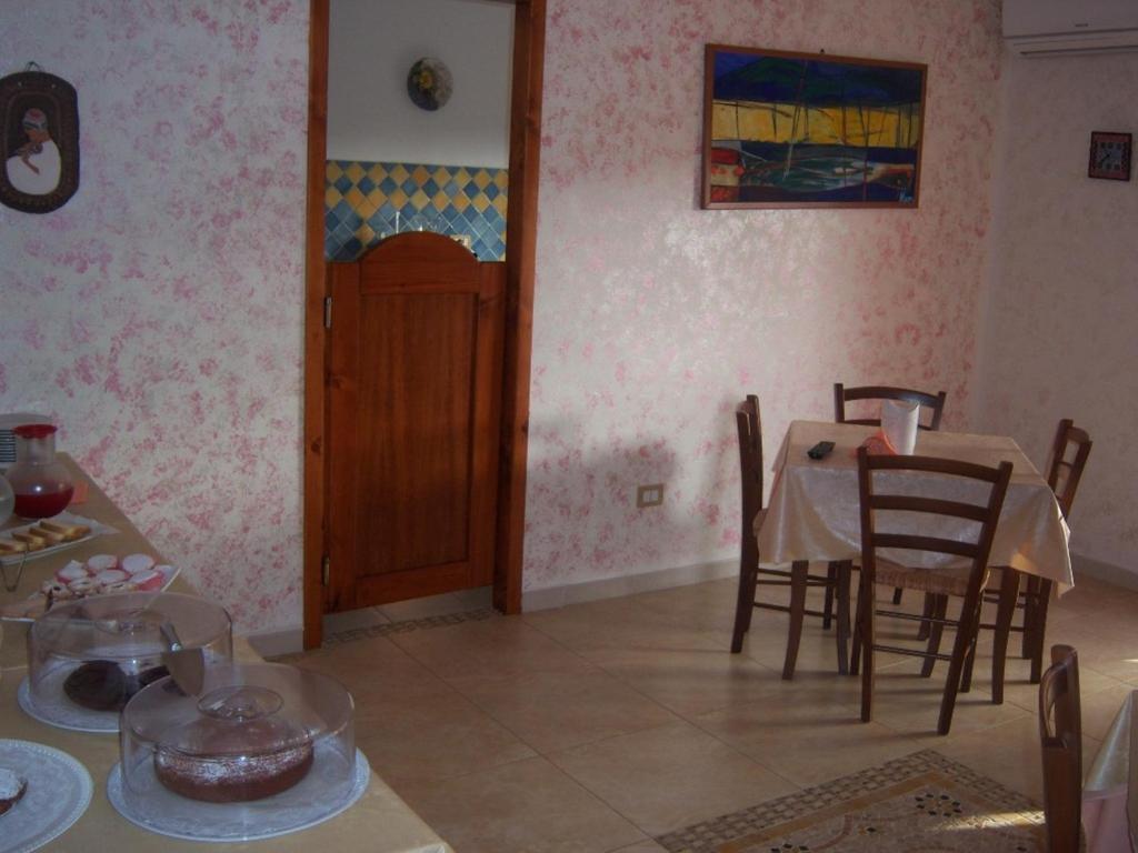 Bed and Breakfast Sa Marina Ла-Калетта Екстер'єр фото